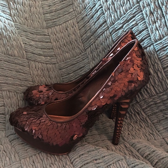 New Rachel by Rachel Roy Sequins Platform Pump - Picture 2 of 5